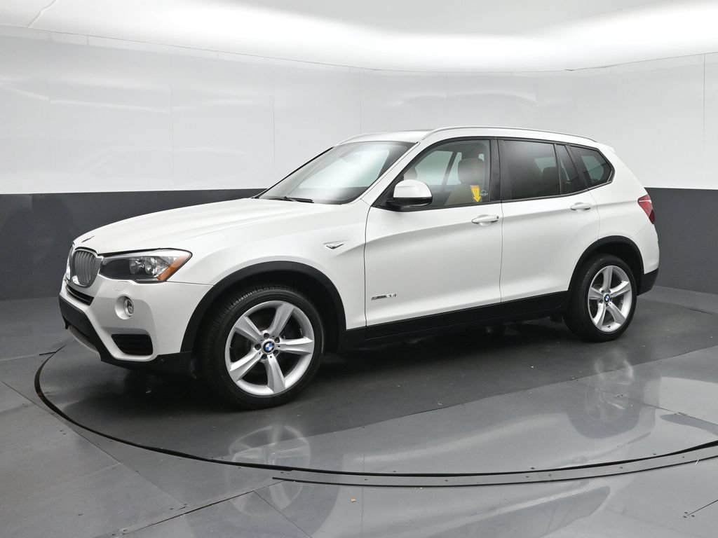 Used 2017 BMW X3 sDrive28i RWD image 3