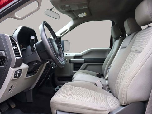 Used 2016 Ford F150 XLT w/ Equipment Group 302A Luxury image 17