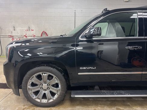 Used 2016 GMC Yukon Denali w/ Open Road Package image 18