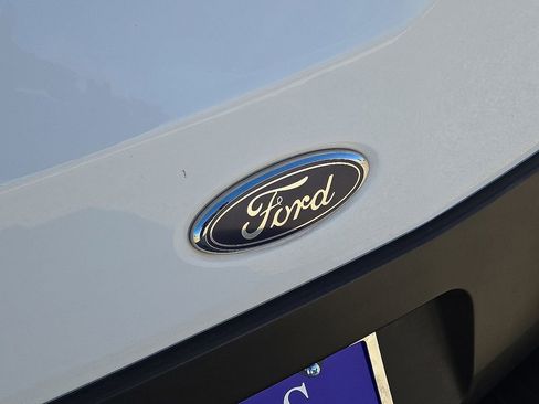 Used 2021 Ford Transit 350 XLT image 15