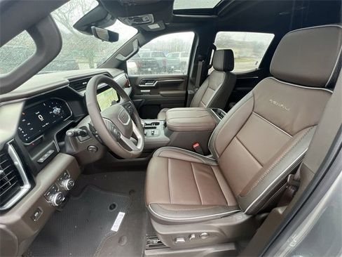 New 2026 GMC Sierra 1500 Denali w/ Denali Reserve Package image 15