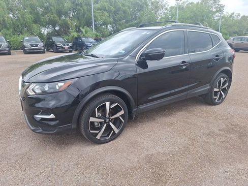 Certified 2022 Nissan Rogue Sport SL AWD/4WD image 1