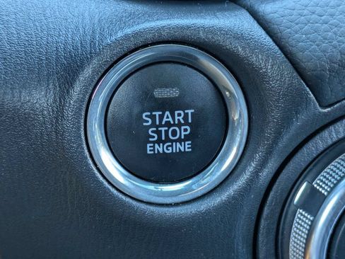 Used 2017 FIAT 124 Spider Abarth RWD image 35