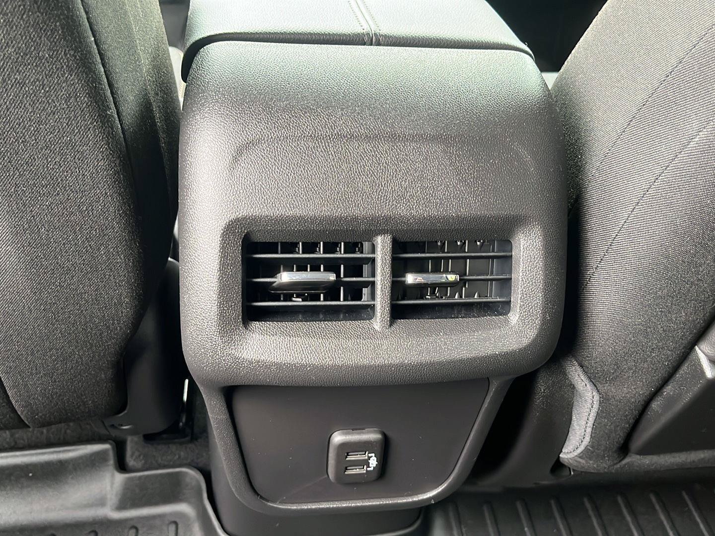 Used 2020 GMC Terrain SLE w/ Driver Convenience Package AWD/4WD image 15