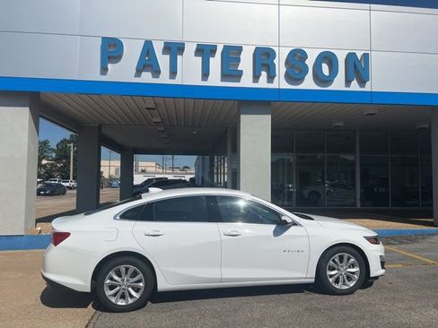 Used 2024 Chevrolet Malibu LT FWD image 1