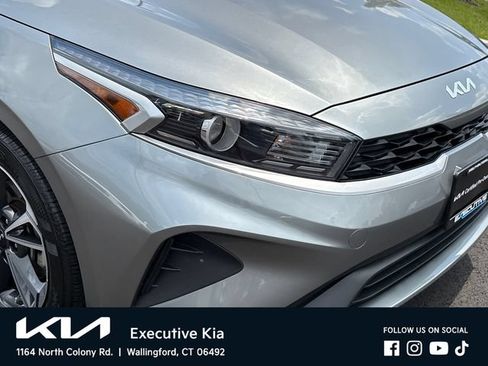 Certified 2023 Kia Forte LXS FWD image 8