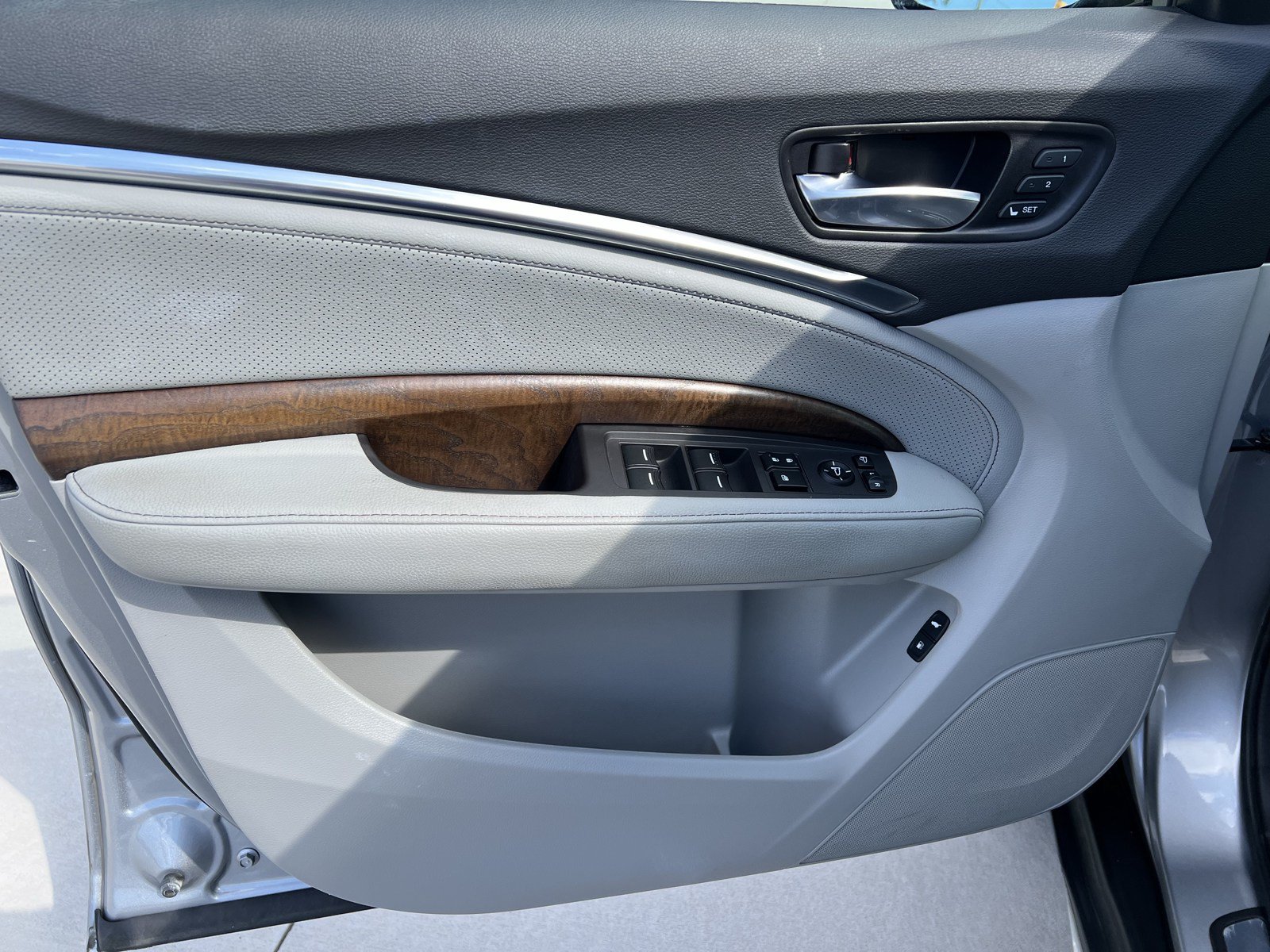 Used 2020 Acura MDX w/ Technology Package FWD image 14