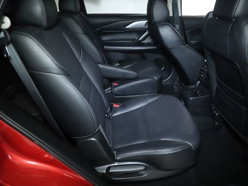 Used 2023 MAZDA CX-9 Touring image 32