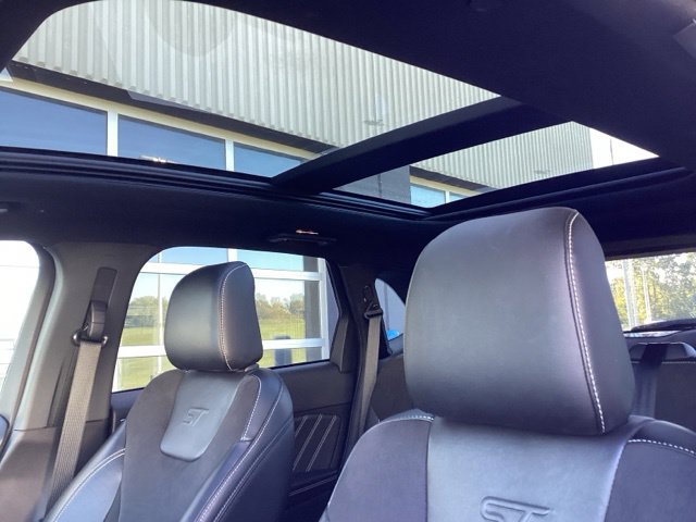 Used 2022 Ford Edge ST w/ Equipment Group 401A AWD/4WD image 29