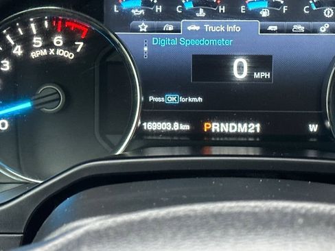 Used 2016 Ford F150 Lariat w/ FX4 Off-Road Package image 26