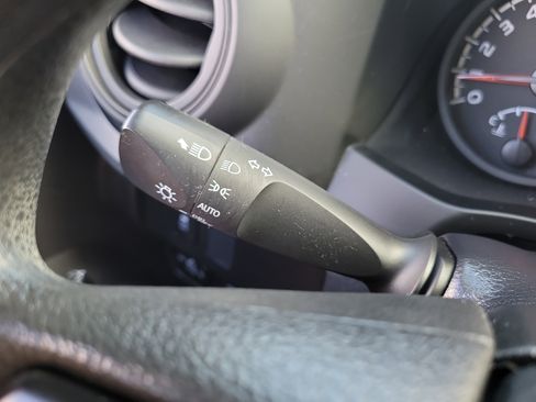 Certified 2023 Toyota Tacoma SR image 30