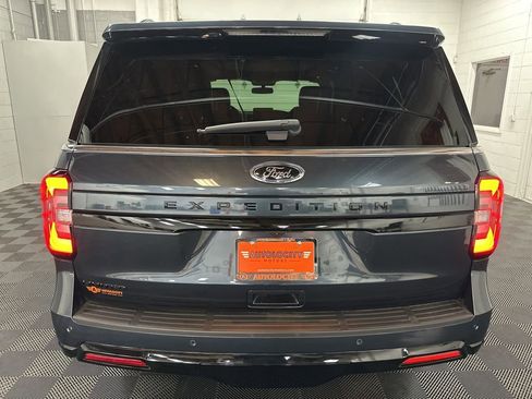 Used 2024 Ford Expedition Limited image 8