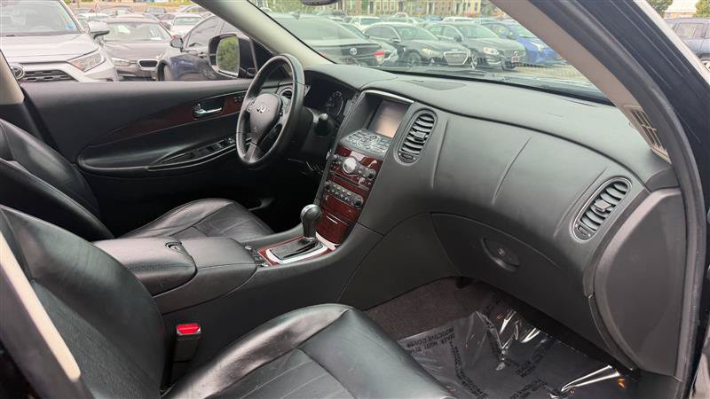Used 2017 INFINITI QX50 AWD w/ Premium Plus Package image 7