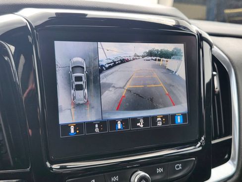 Used 2023 Chevrolet Traverse High Country AWD/4WD image 22