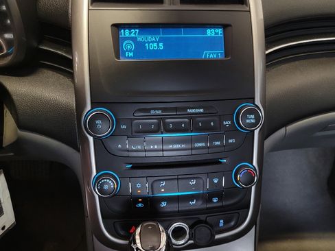 Used 2015 Chevrolet Malibu LS image 25