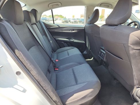 Used 2025 Toyota Camry LE FWD image 14