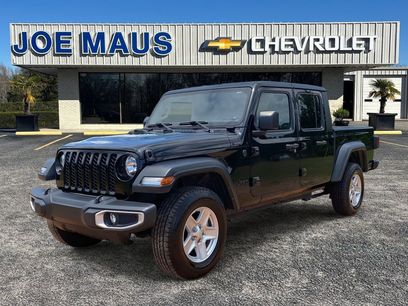 Used 2023 Jeep Gladiator Sport
