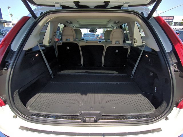 Certified 2023 Volvo XC90 T8 Plus w/ Protection Package Premier AWD/4WD image 28