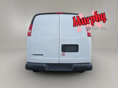 Used 2019 Chevrolet Express 3500 Extended w/ Driver Convenience Package RWD image 7