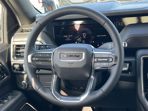 New 2026 GMC Yukon Denali w/ Sun & Power Step Package image 12