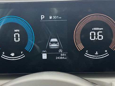 Used 2025 Hyundai Tucson SEL image 19