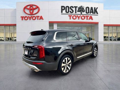 Used 2020 Kia Telluride S FWD image 3