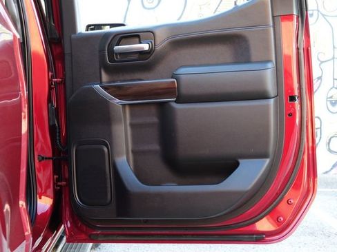 Used 2019 GMC Sierra 1500 SLT image 29