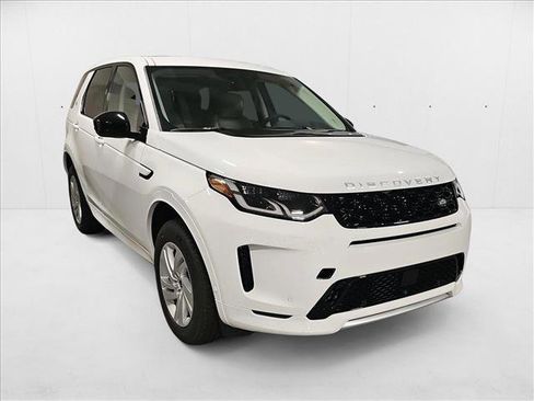 New 2025 Land Rover Discovery Sport S image 3