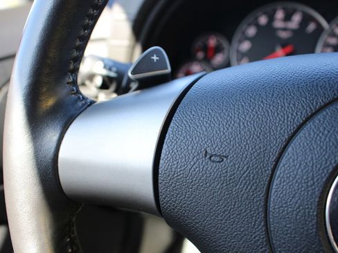 Used 2010 Chevrolet Corvette w/1LT w/ Roof Package image 16