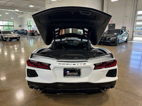 Used 2023 Chevrolet Corvette Stingray Premium Cpe w/ Z51 Performance Package RWD image 38