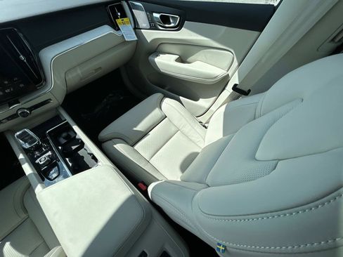 New 2026 Volvo XC60 T8 Ultra AWD/4WD image 14