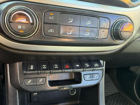 Used 2018 Chevrolet Colorado ZR2 AWD/4WD image 37