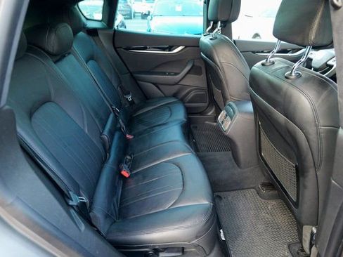 Used 2022 Maserati Levante Modena image 30