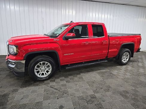 Used 2018 GMC Sierra 1500 SLE w/ SLE Value Package image 6