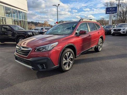 Used 2021 Subaru Outback Limited image 6