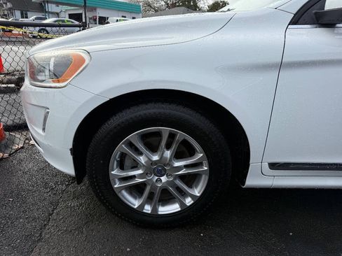 Used 2015 Volvo XC60 T5 Premier image 12
