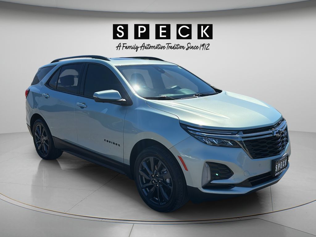 Used 2022 Chevrolet Equinox RS w/ RS Leather Package AWD/4WD image 7