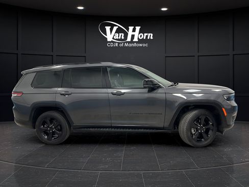 Used 2024 Jeep Grand Cherokee L Limited w/ Luxury Tech Group II AWD/4WD image 8