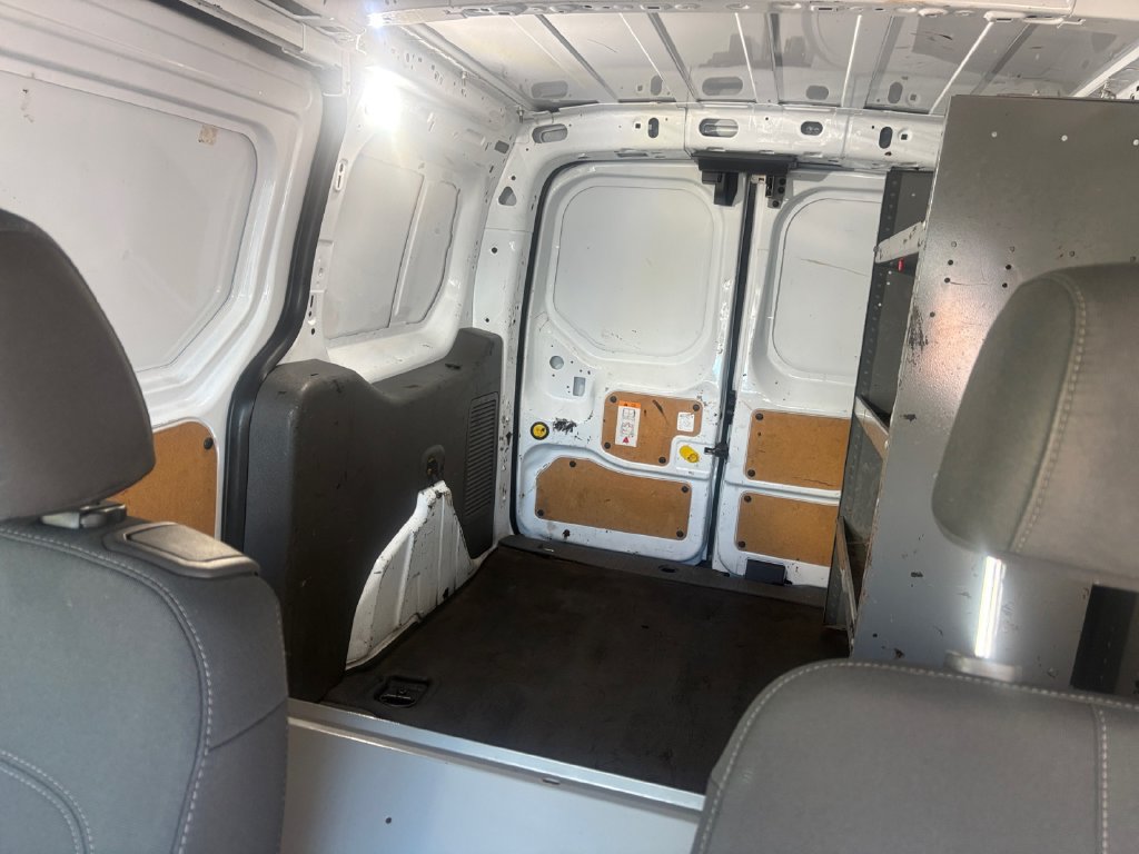 Used 2019 Ford Transit Connect XLT FWD image 13
