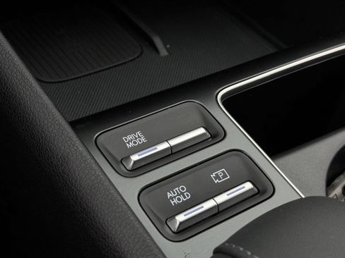 Certified 2025 Hyundai Sonata SEL image 16