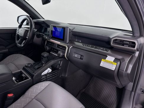 New 2026 Toyota Tacoma SR5 AWD/4WD image 31