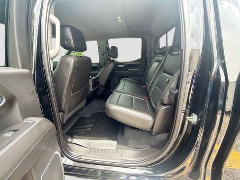 Used 2023 Chevrolet Silverado 1500 LTZ w/ LTZ Convenience Package II AWD/4WD image 26