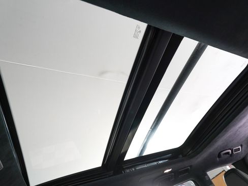 Used 2025 INFINITI QX80 Autograph w/ Autograph Exterior Package image 29