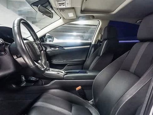 Used 2020 Honda Civic EX image 18