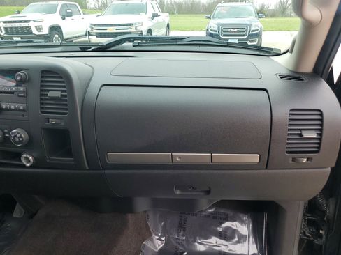 Used 2011 GMC Sierra 1500 SLE image 32