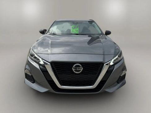 Used 2020 Nissan Altima 2.5 SR w/ Premium Package AWD/4WD image 2