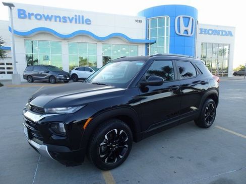 Used 2023 Chevrolet TrailBlazer LT image 1