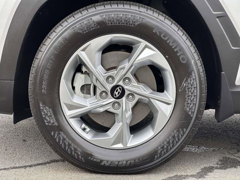 Used 2023 Hyundai Tucson SE image 7