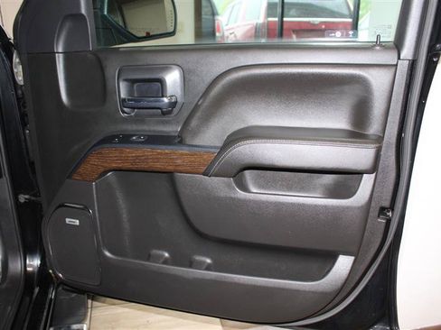 Used 2018 GMC Sierra 1500 Denali AWD/4WD image 33
