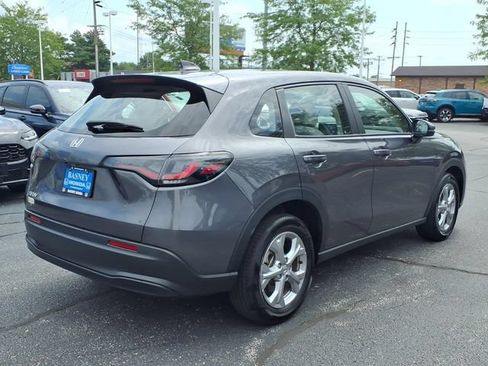 Certified 2024 Honda HR-V LX image 9